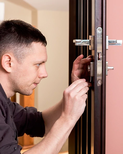 : Professional Locksmith For Commercial And Residential Locksmith Services in Alta Sierra, CA