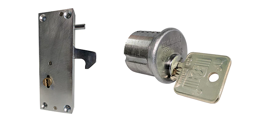 RR Fence Gates Brink Locks Repair in Alta Sierra, California