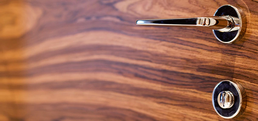 On Demand Locksmith For Key Fobs Repair in Alta Sierra, California